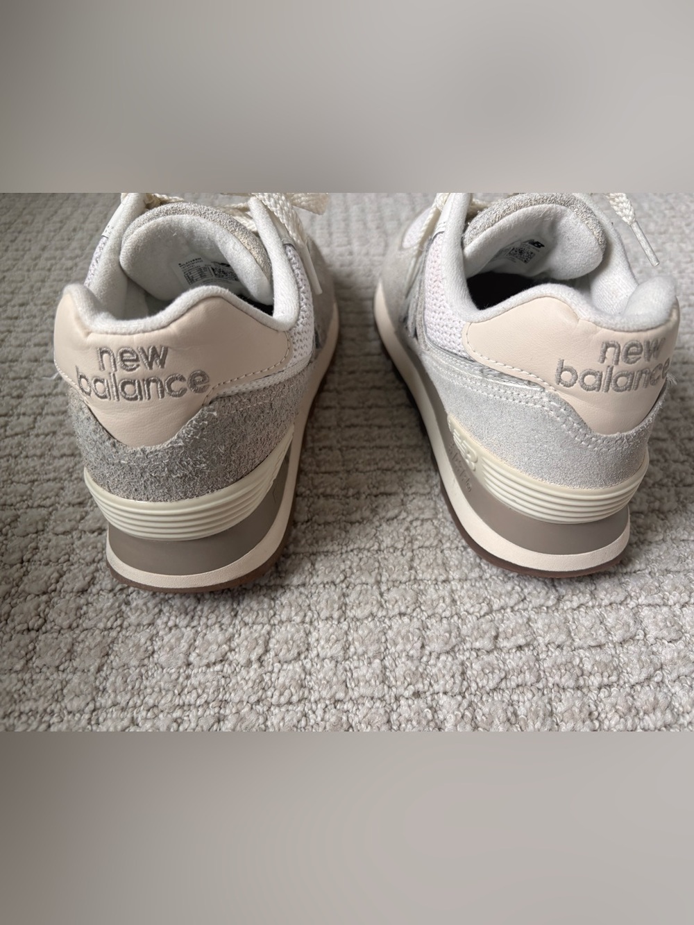 New Balance Women's 574 Trainer in Light Gray and Pearl - Picture 8 of 9